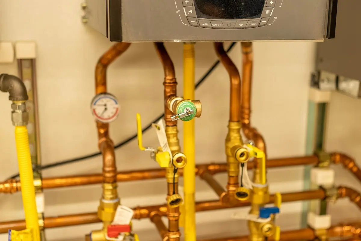 Licensed technician providing Slab Leak Repair for a homeowner in DuPont