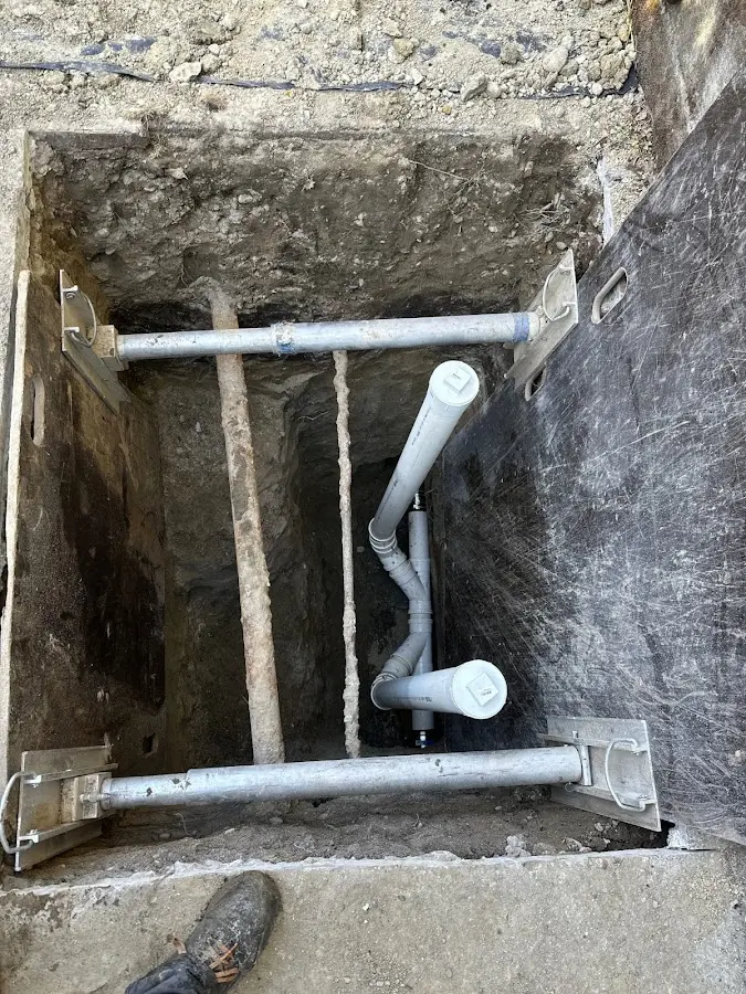 Experienced plumber completing Gas Line Repair work in DuPont